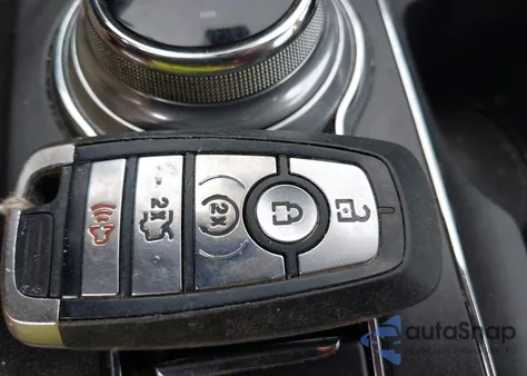 2020 Ford Fusion Plug-In Hybrid Titanium from USA, damaged, VIN 3FA6P0SU3LR101453